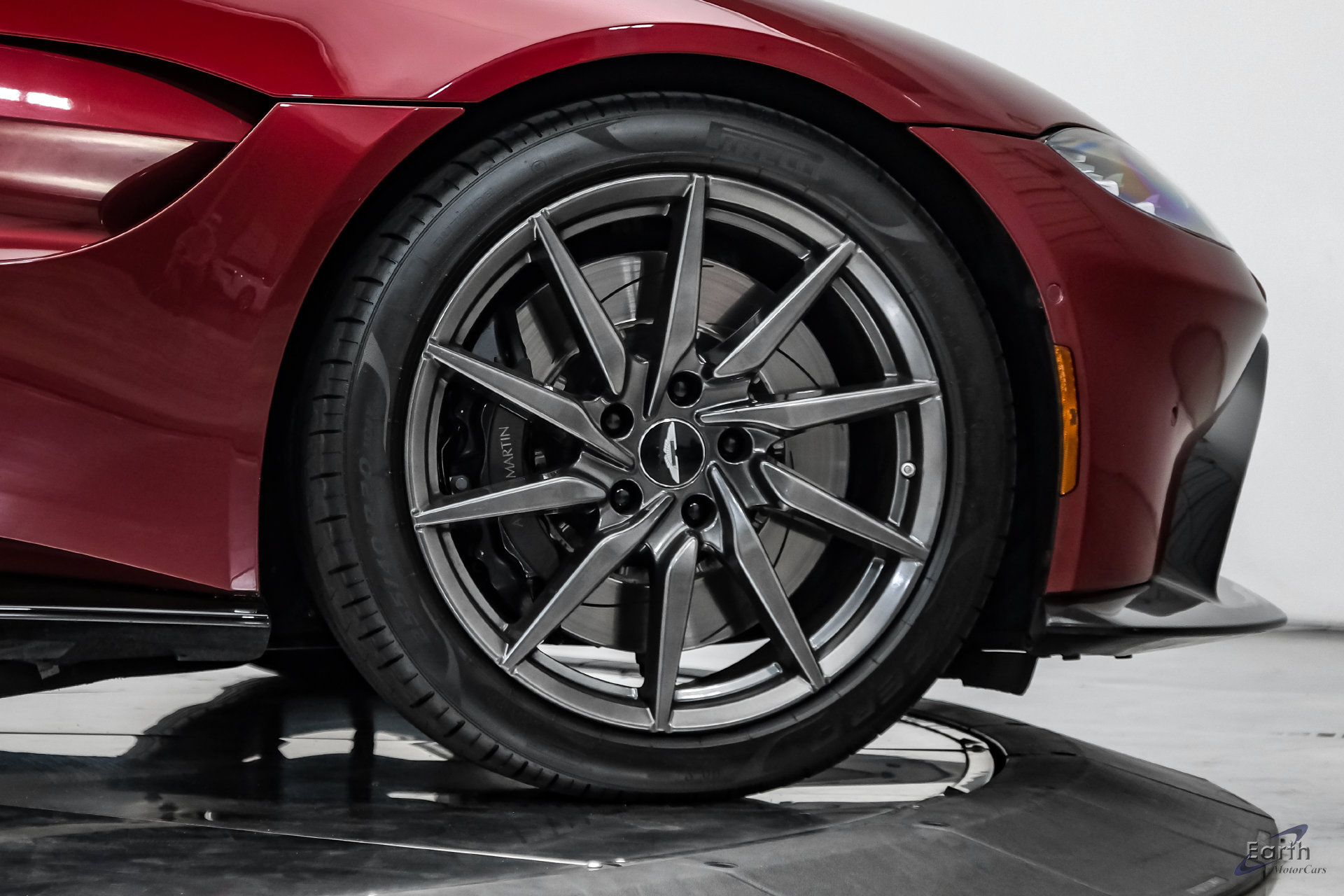 Used 2020 Aston Martin V8 Vantage Coupe RWD image 93