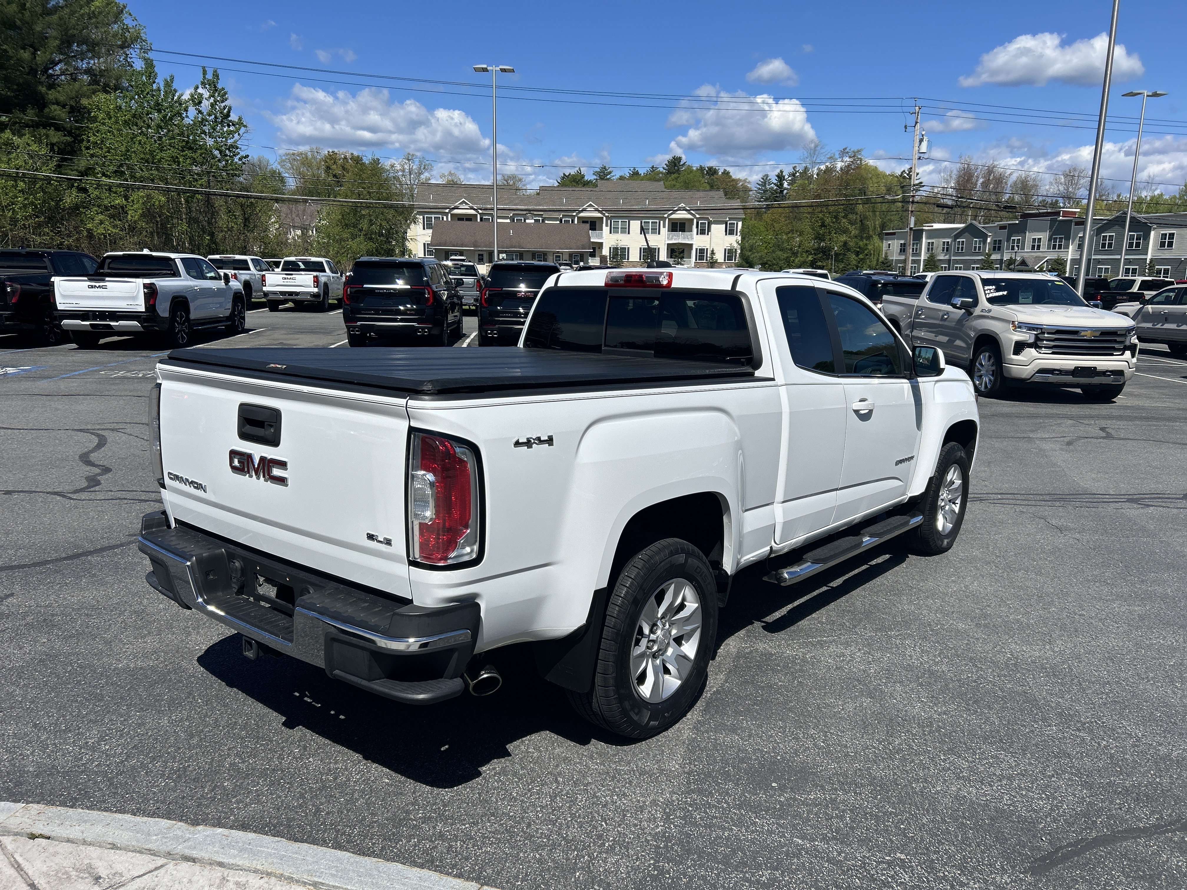 Used 2017 GMC Canyon SLE w/ SLE Convenience Package AWD/4WD image 14