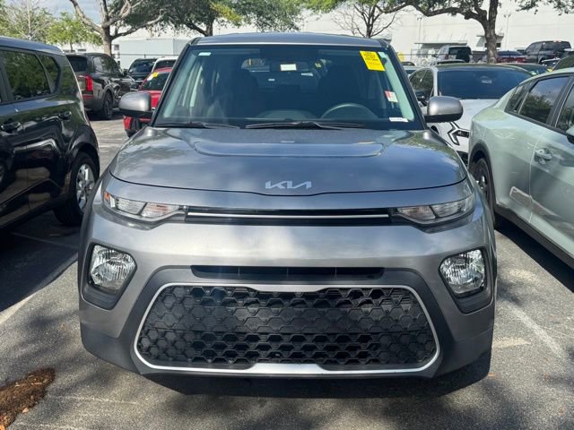 Used 2022 Kia Soul LX image 8