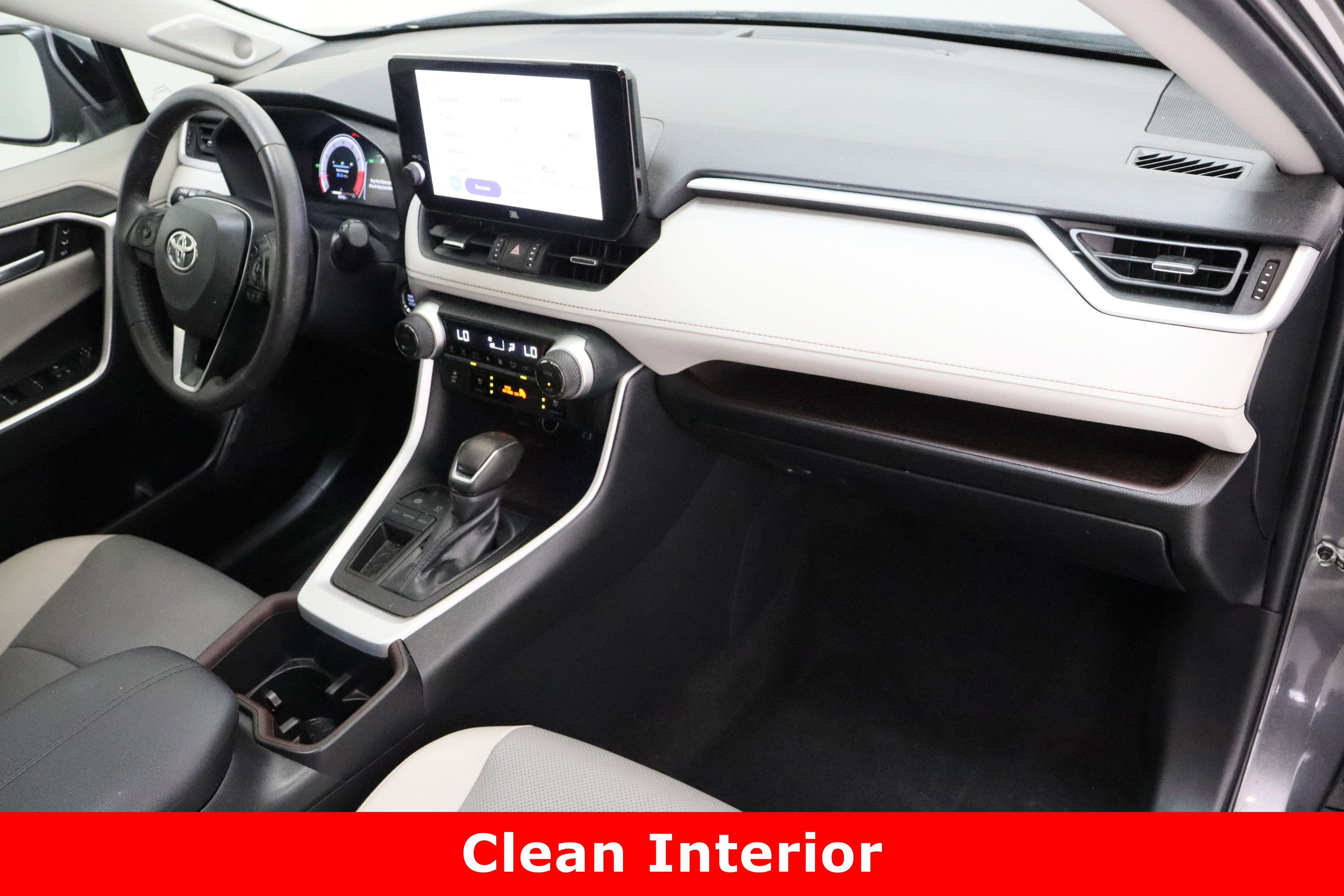 Used 2023 Toyota RAV4 Limited image 39