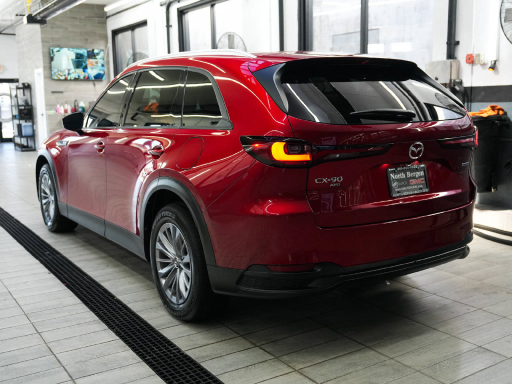 Used 2024 MAZDA CX-90 Plug-In Hybrid w/ Preferred AWD/4WD image 6