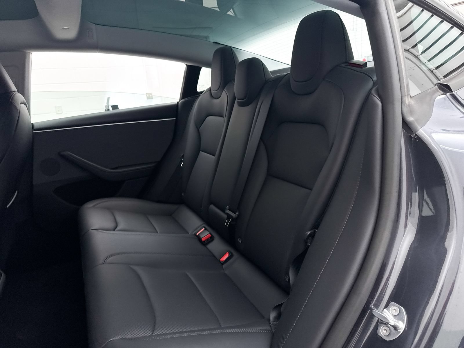 Used 2025 Tesla Model 3 Long Range RWD image 32