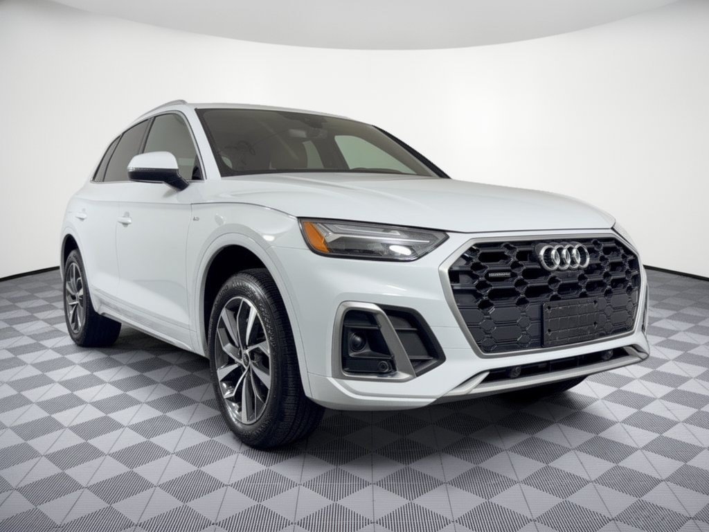 Used 2023 Audi Q5 2.0T Premium Plus w/ Premium Plus Package AWD/4WD image 7