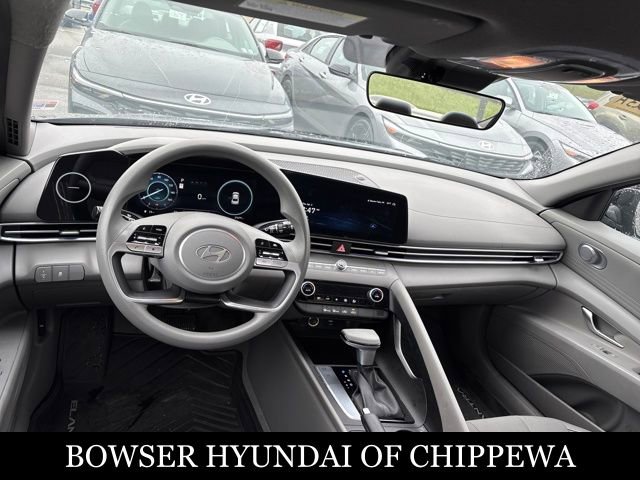 Used 2024 Hyundai Elantra SEL image 10