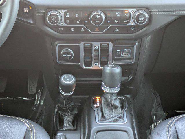 Certified 2025 Jeep Gladiator Mojave AWD/4WD image 19