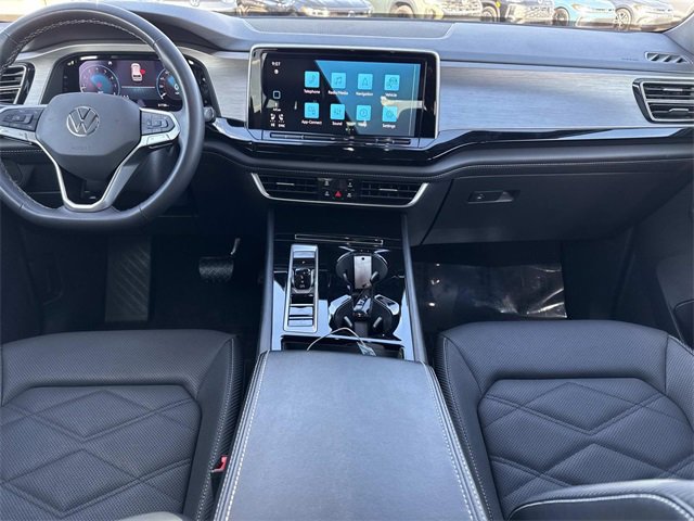 Certified 2024 Volkswagen Atlas Cross Sport SE image 18