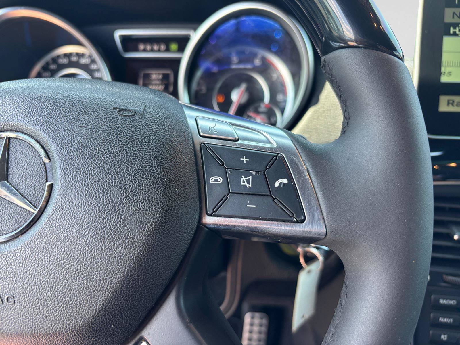 Used 2013 Mercedes-Benz G 63 AMG 4MATIC image 27