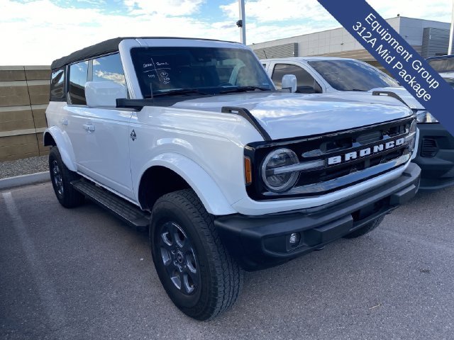Used 2023 Ford Bronco Outer Banks AWD/4WD image 5