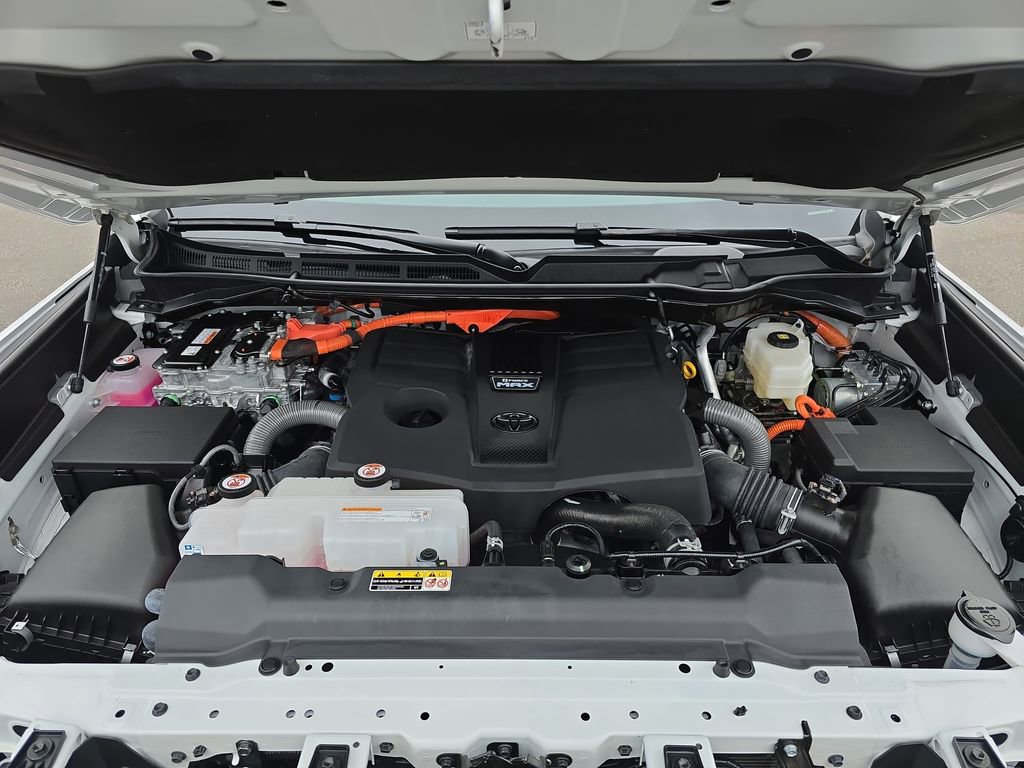 Certified 2025 Toyota Sequoia TRD Pro image 31