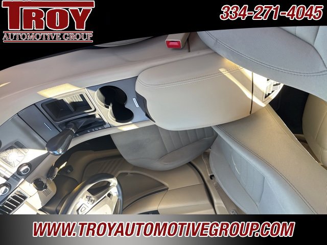 Used 2017 Ford Taurus SE image 23