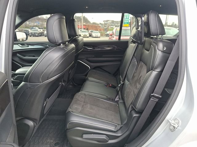 Used 2022 Jeep Grand Cherokee L Laredo AWD/4WD image 10