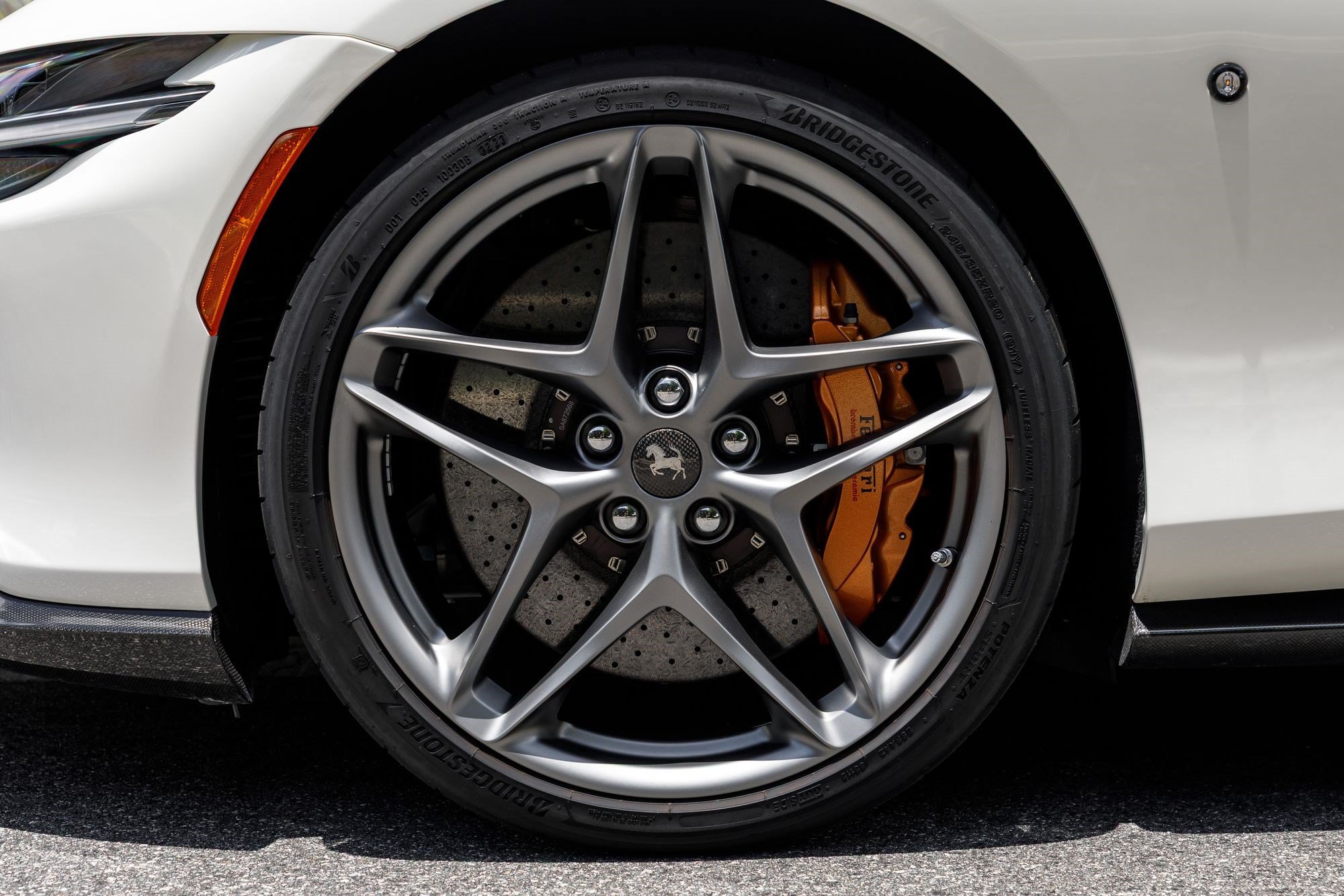 Used 2024 Ferrari Roma Spider RWD image 41