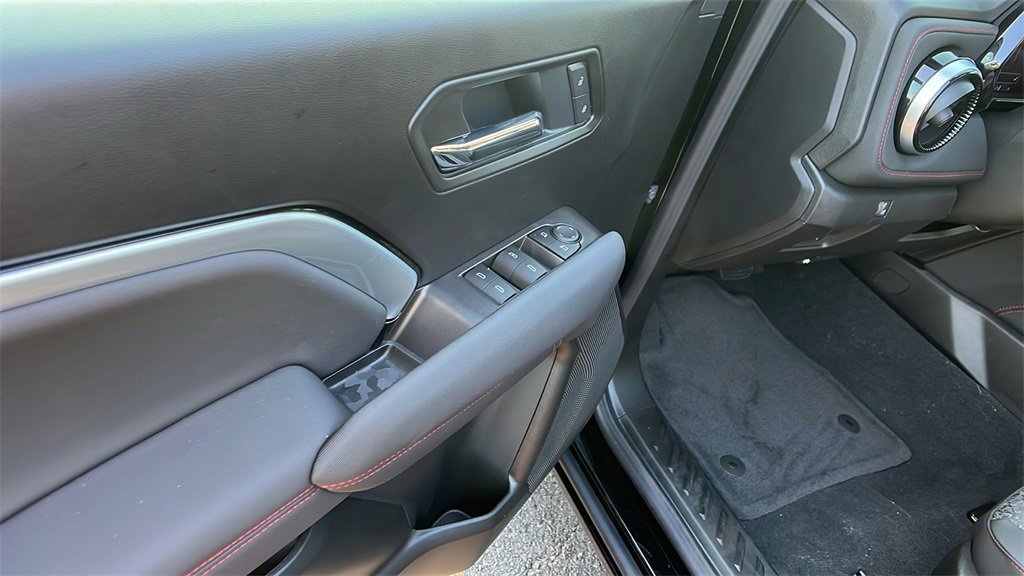 New 2026 Chevrolet Colorado Z71 image 12