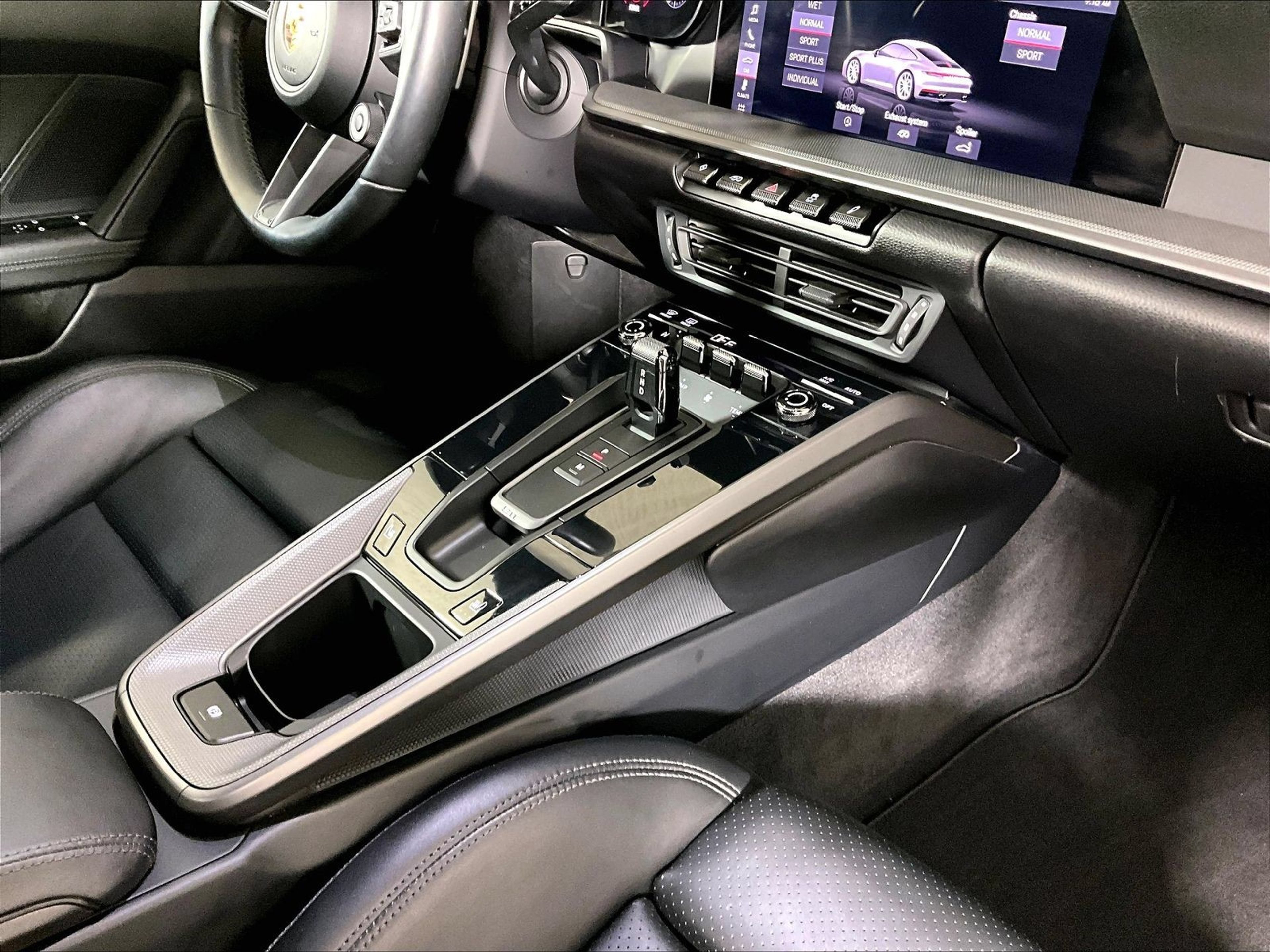 Certified 2020 Porsche 911 Carrera RWD image 16