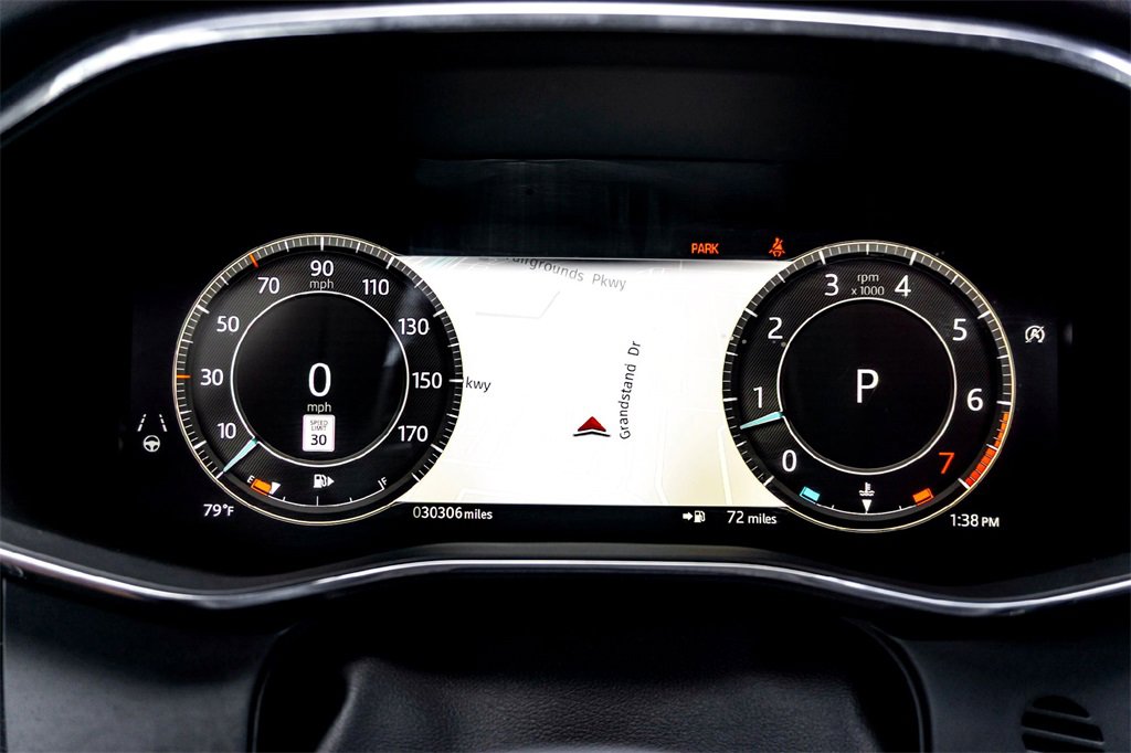 Used 2024 Jaguar F-PACE R-Dynamic S image 23