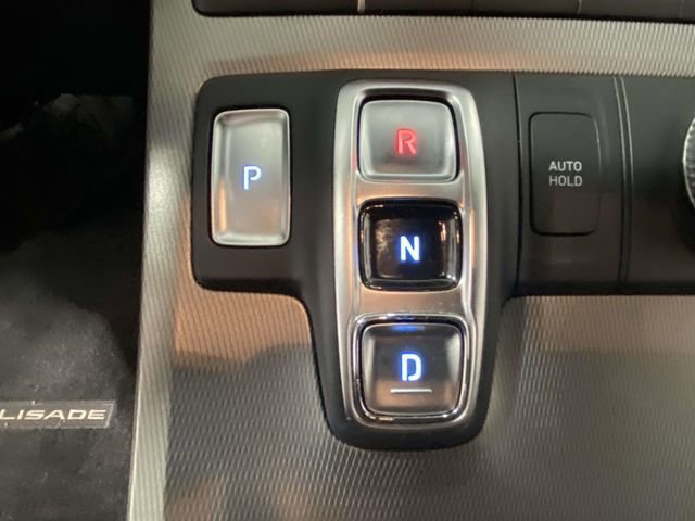 Used 2021 Hyundai Palisade SE image 17