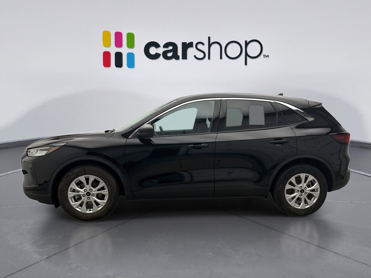 Used 2024 Ford Escape Active w/ Cold Weather Package FWD image 2