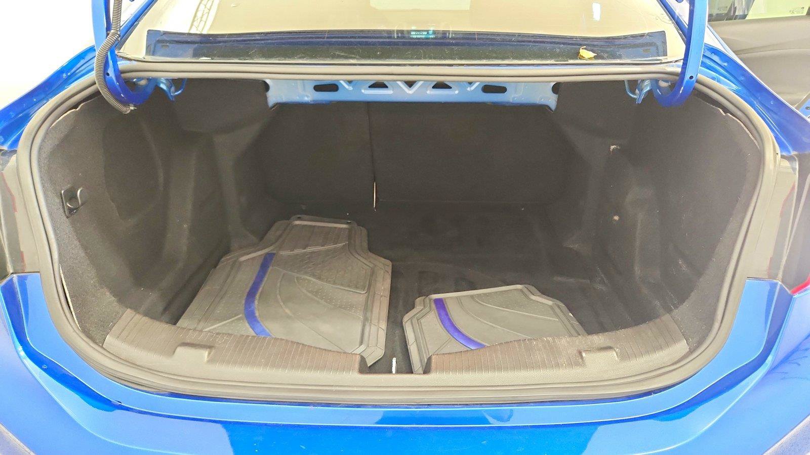 Used 2018 Chevrolet Cruze LT w/ Convenience Package FWD image 35