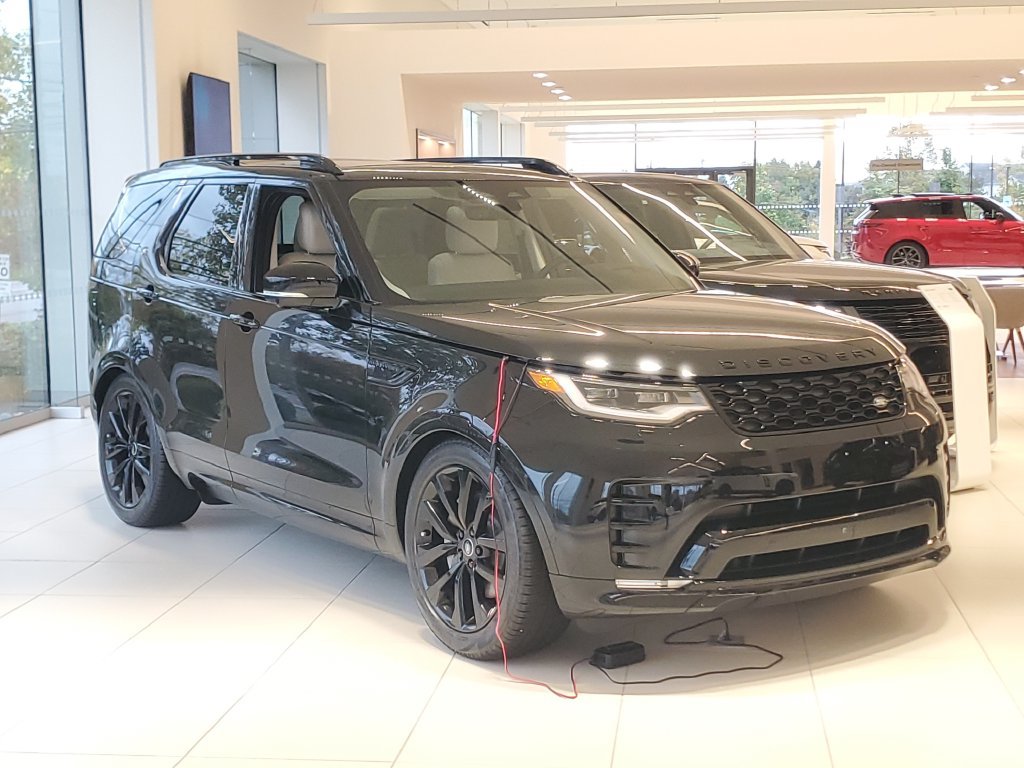 New 2026 Land Rover Discovery Dynamic SE AWD/4WD image 2