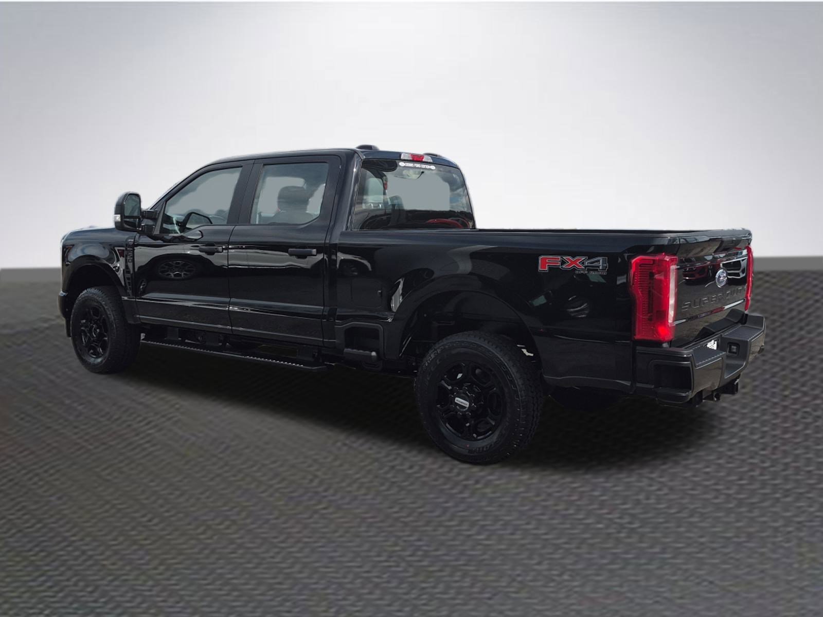 New 2026 Ford F250 4x4 Crew Cab Super Duty image 5