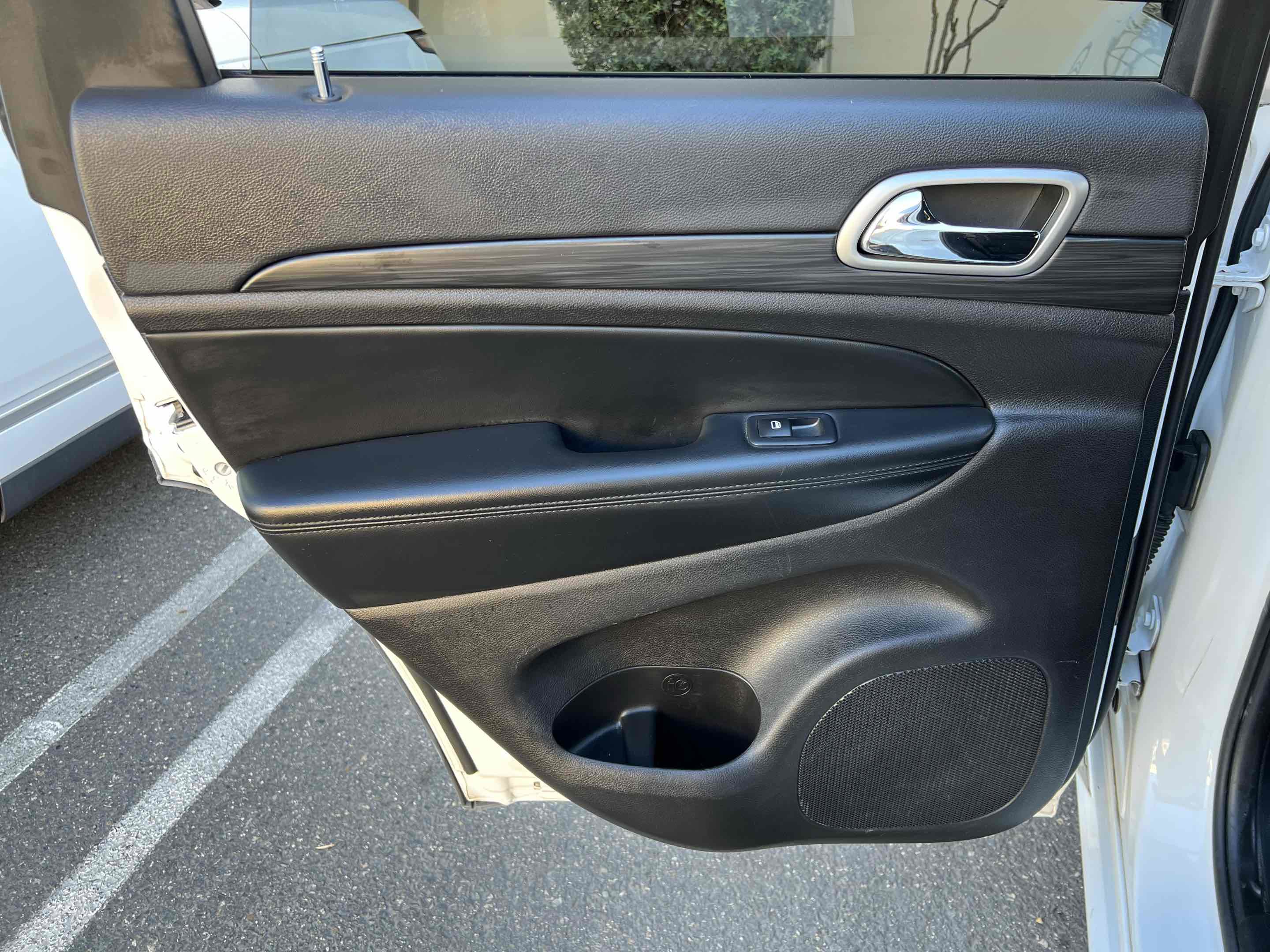 Used 2021 Jeep Grand Cherokee Laredo X image 75