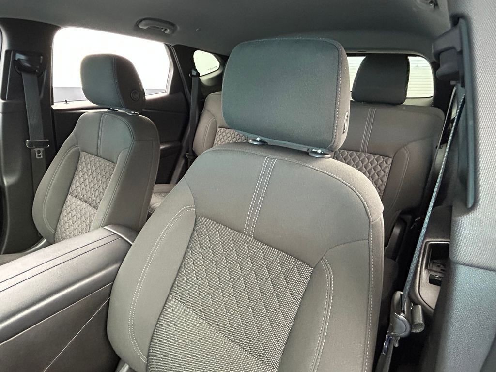 Used 2019 Chevrolet Blazer LT image 11