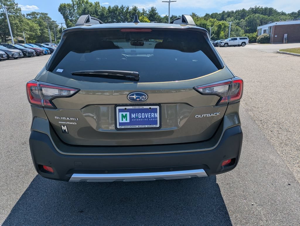 Used 2025 Subaru Outback Limited AWD/4WD image 4