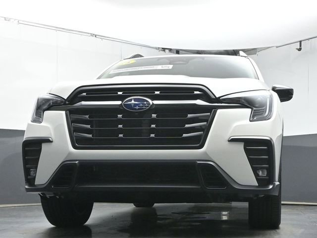 Certified 2025 Subaru Ascent Bronze Edition w/ Onyx Package image 40