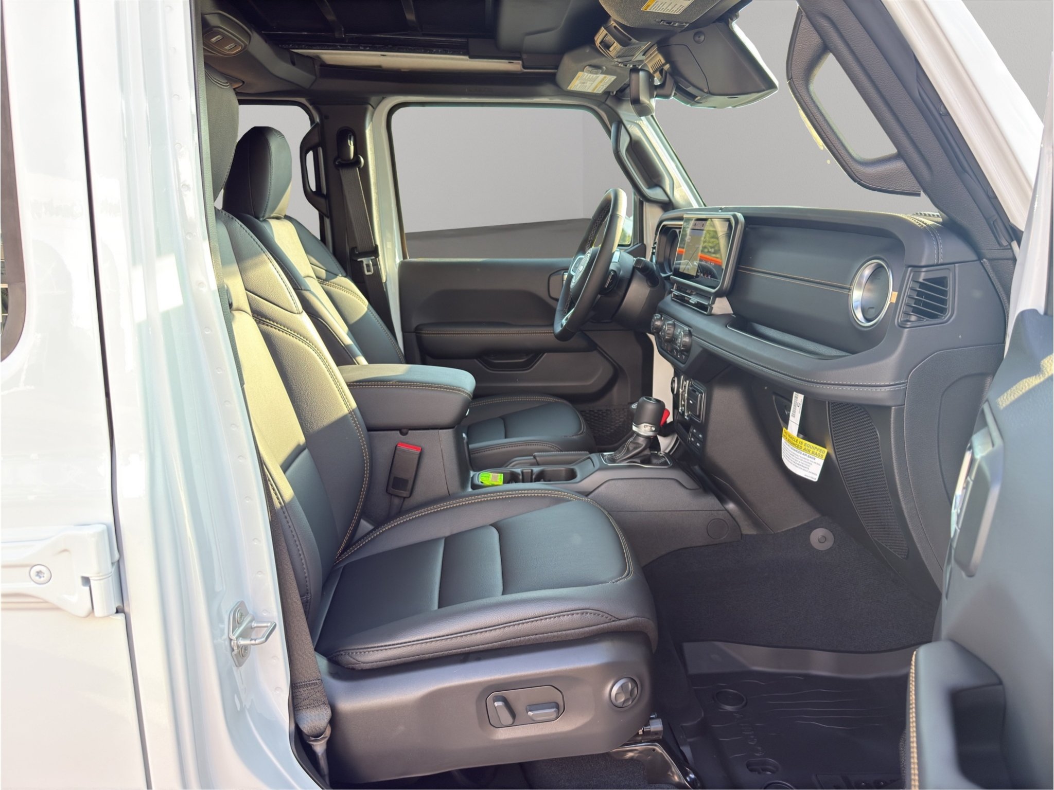 New 2027 Jeep Wrangler Unlimited Sahara AWD/4WD image 17