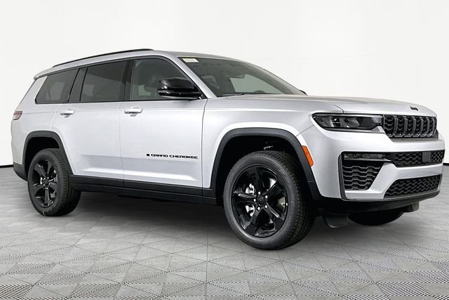 New 2026 Jeep Grand Cherokee L Limited w/ Limited Altitude Package AWD/4WD image 3