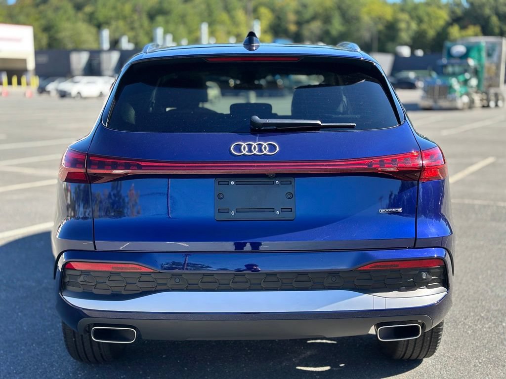 Certified 2025 Audi Q5 Premium w/ Convenience Package AWD/4WD image 5