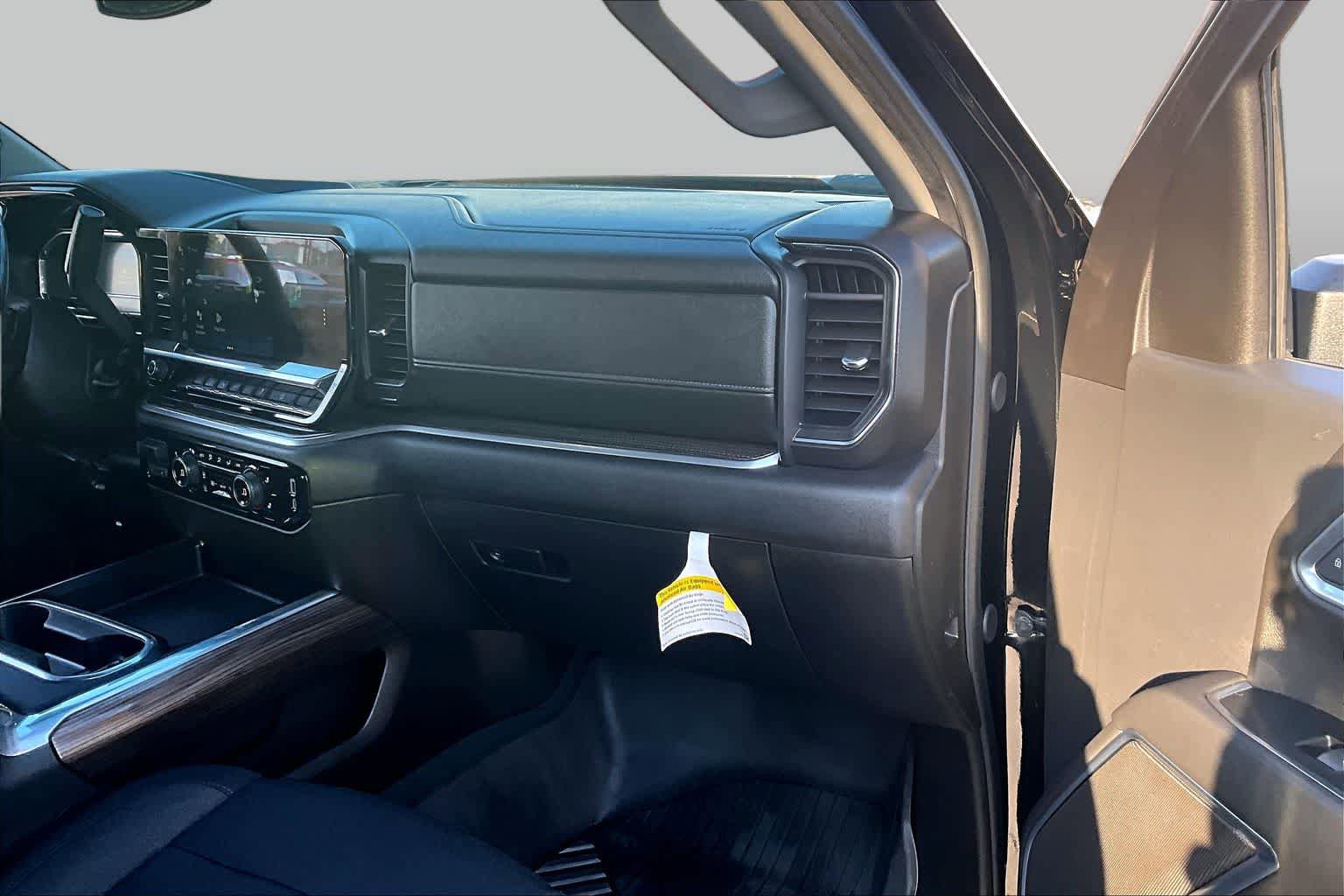 Used 2024 Chevrolet Silverado 2500 LT w/ Texas Edition AWD/4WD image 19