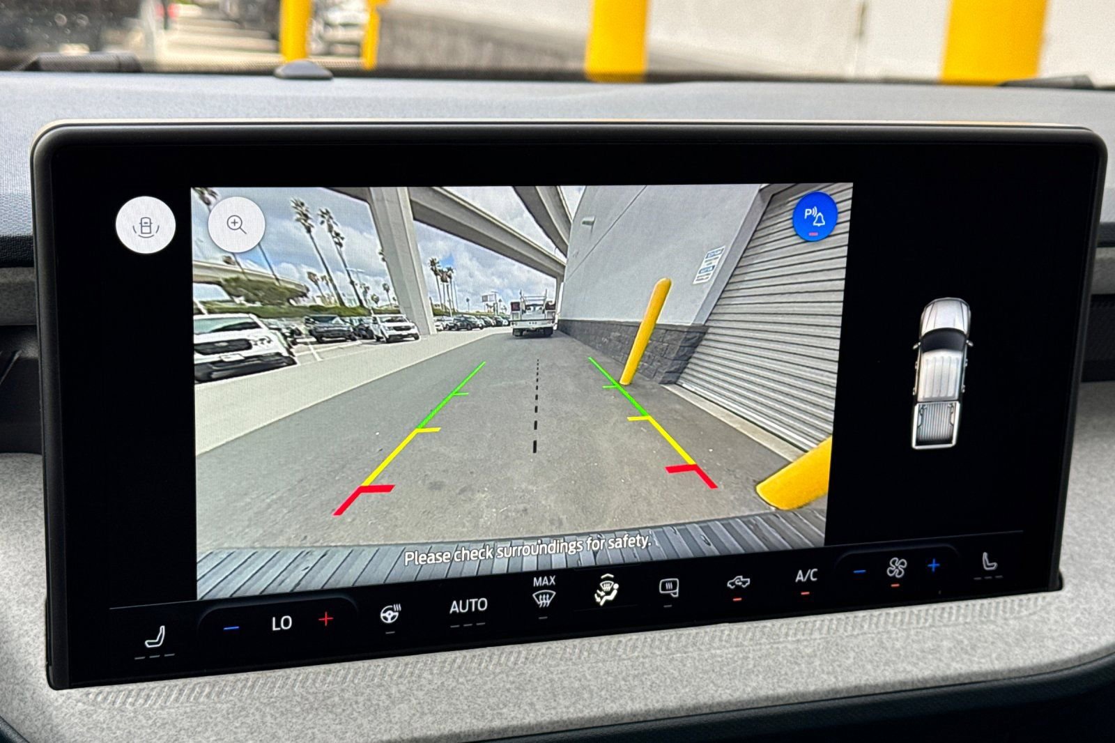 New 2025 Ford Maverick XLT w/ XLT Luxury Package image 17