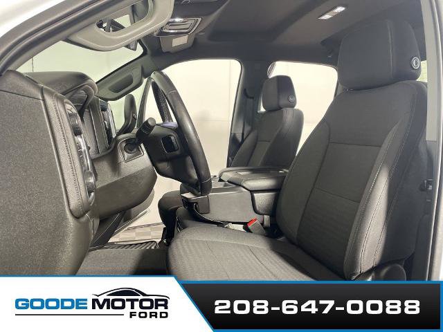 Used 2022 Chevrolet Silverado 2500 LT w/ Convenience Package AWD/4WD image 11