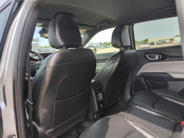 Used 2024 Jeep Compass Limited AWD/4WD image 18