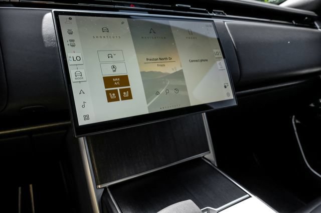 New 2026 Land Rover Range Rover SE AWD/4WD image 31