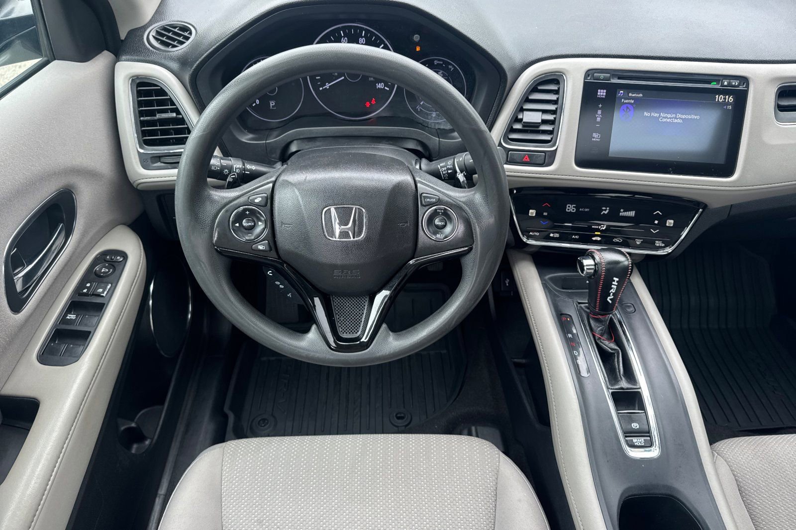 Used 2018 Honda HR-V EX image 17
