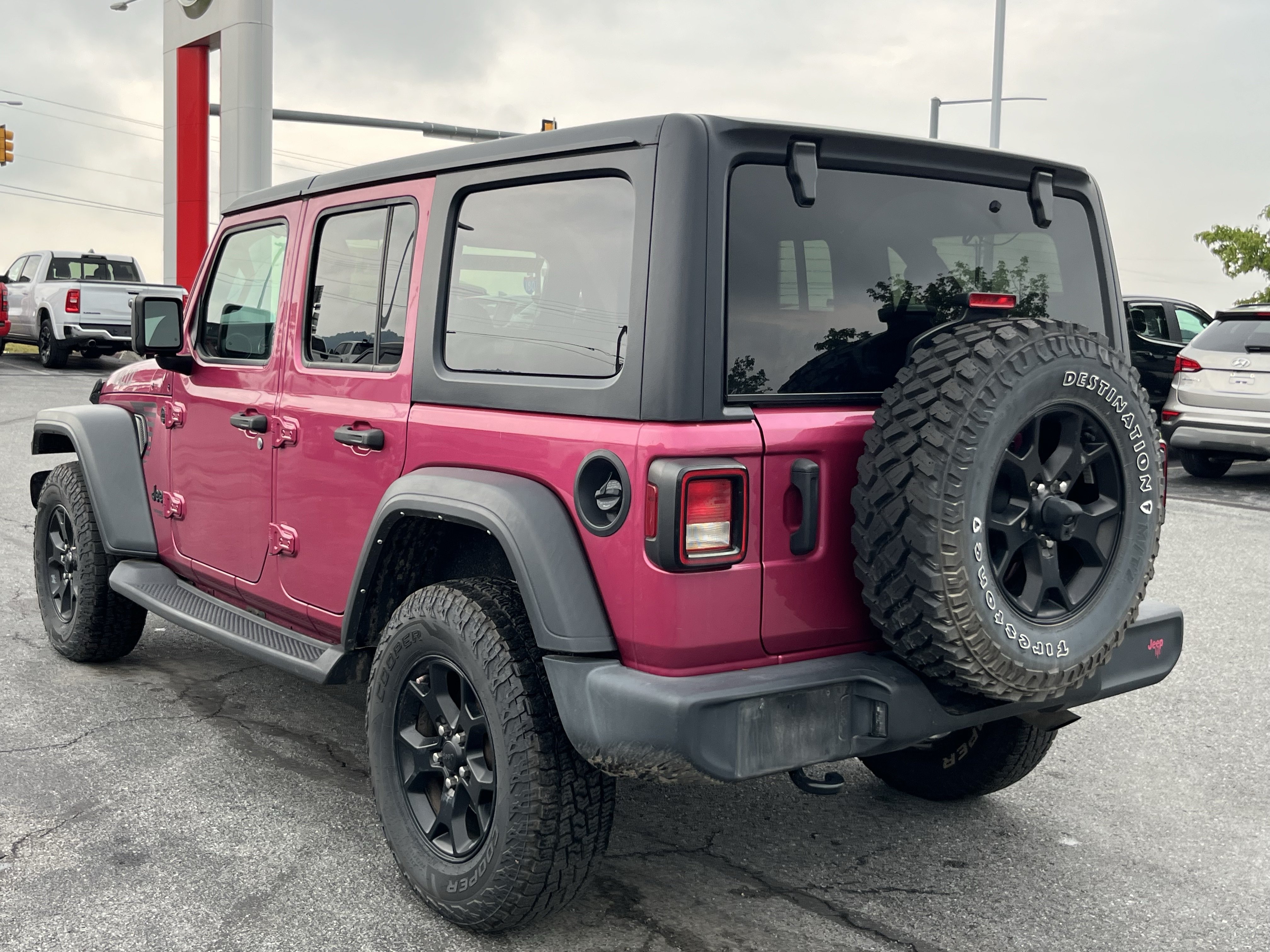 Used 2021 Jeep Wrangler Unlimited Sport AWD/4WD image 8