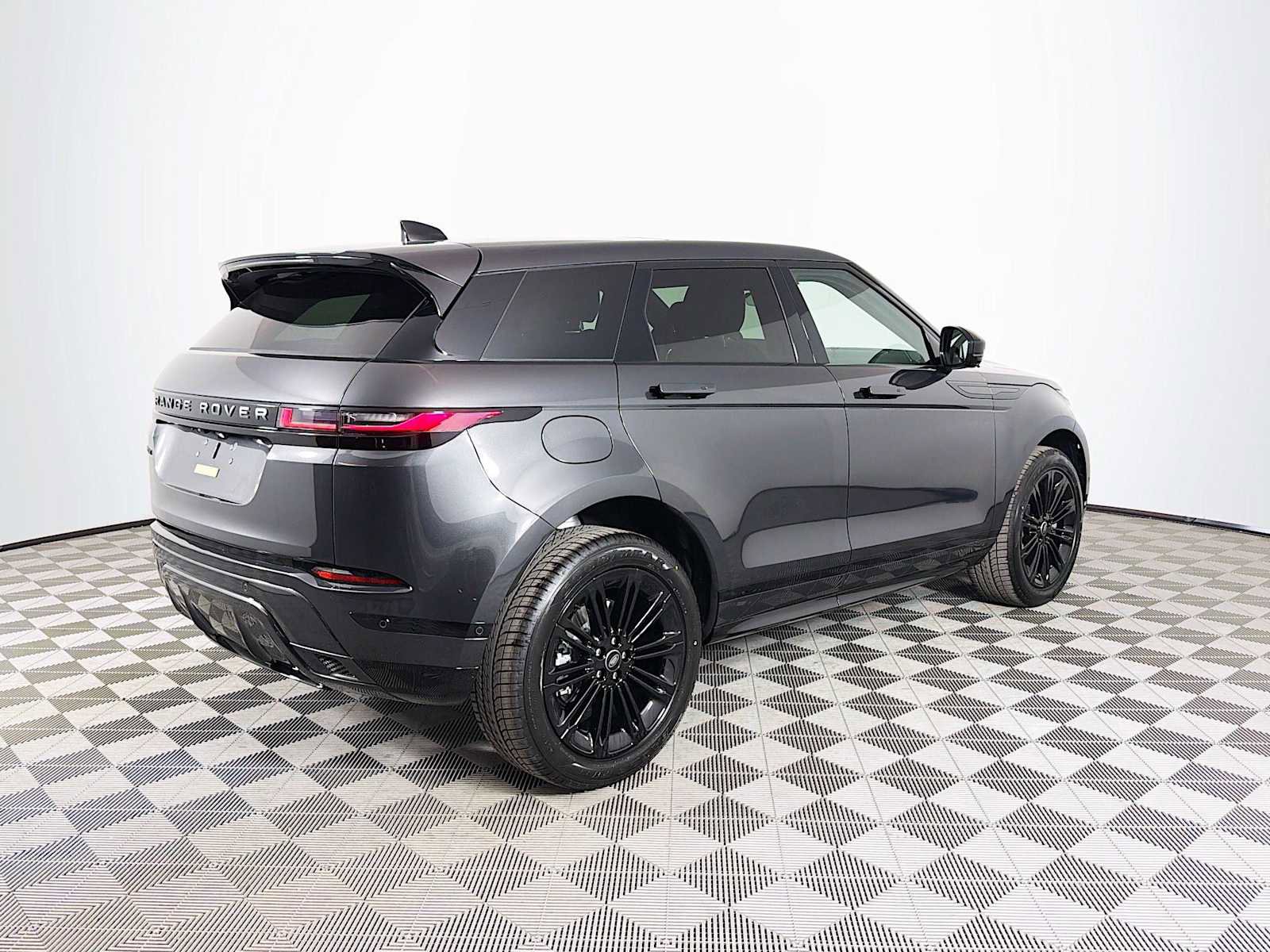 New 2026 Land Rover Range Rover Evoque Dynamic SE AWD/4WD image 5