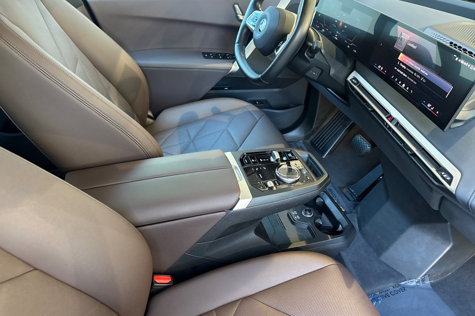 Used 2024 BMW iX xDrive50 w/ Sport Package AWD/4WD image 20