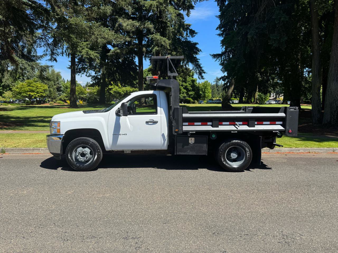 Used 2012 Chevrolet Silverado 3500 W/T RWD image 3