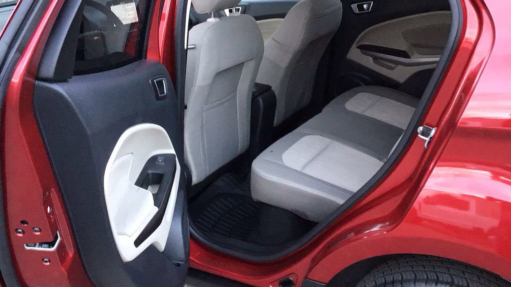 Certified 2019 Ford EcoSport SE w/ SE Convenience Package image 12