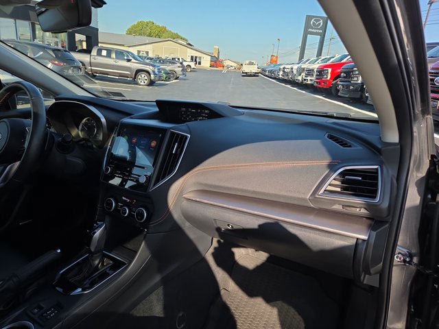 Used 2022 Subaru Crosstrek 2.5i Limited w/ Moonroof Package 2 AWD/4WD image 15