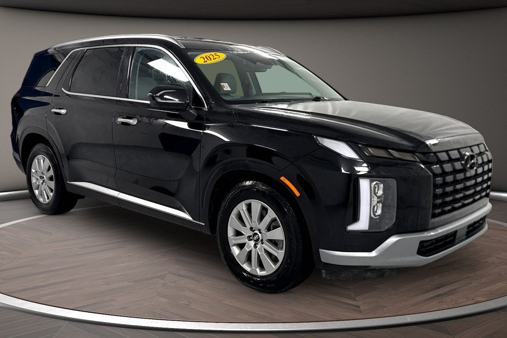 Used 2025 Hyundai Palisade SEL AWD/4WD image 1
