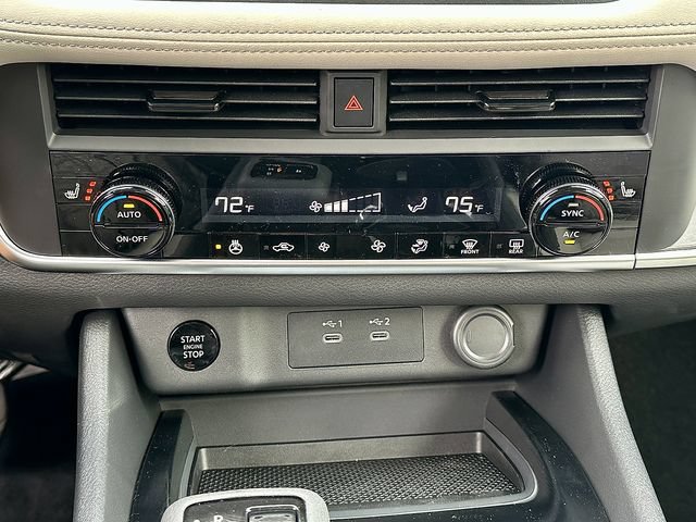 New 2026 Nissan Rogue Dark Armor AWD/4WD image 19