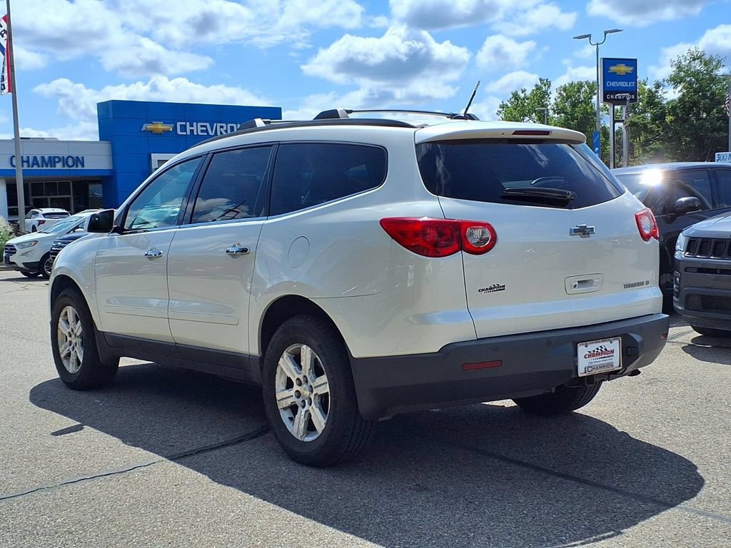 Used 2012 Chevrolet Traverse LT FWD image 6
