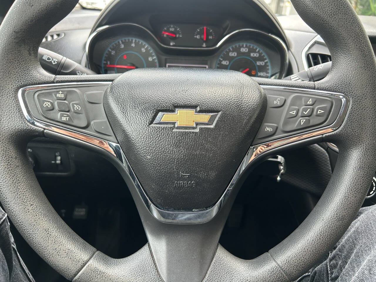 Used 2018 Chevrolet Cruze LT w/ LT Fleet Convenience Package image 16