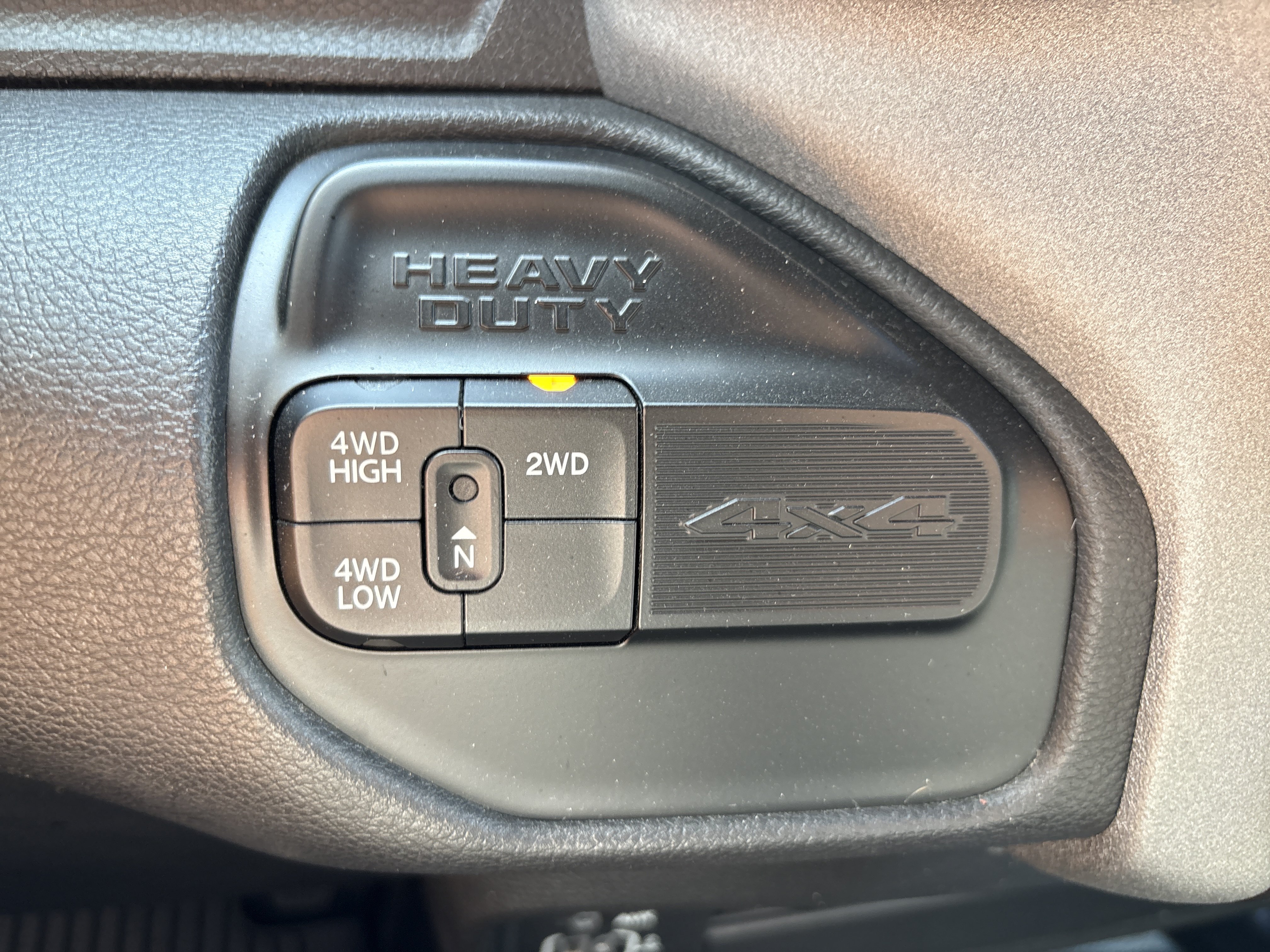 Used 2024 RAM 2500 Tradesman w/ Chrome Appearance Group AWD/4WD image 30
