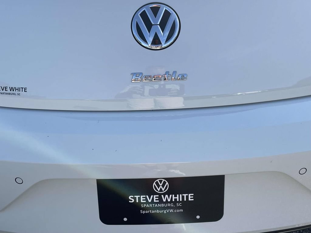 Used 2019 Volkswagen Beetle 2.0T Final Edition SEL FWD image 6