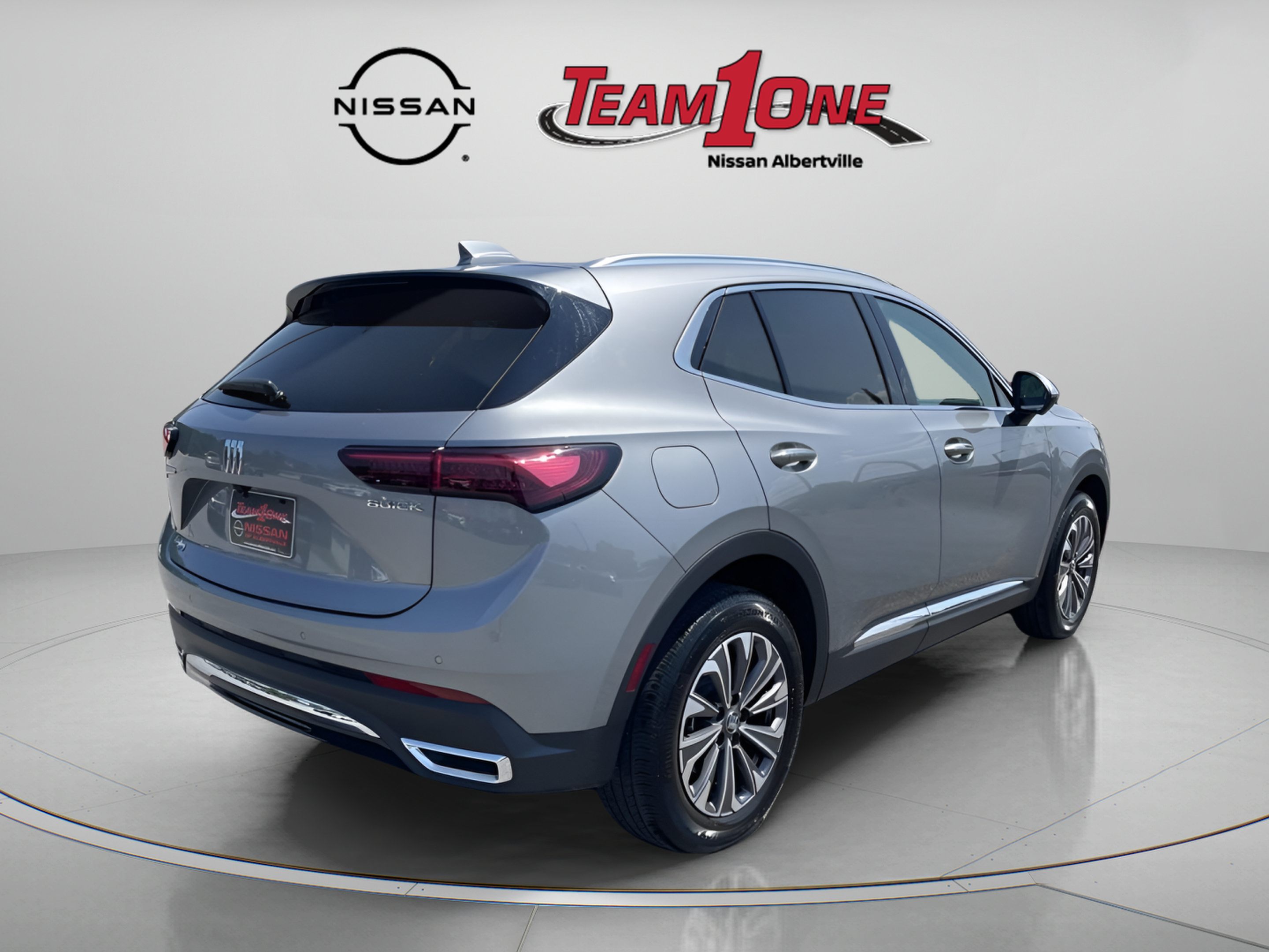 Used 2024 Buick Envision Preferred AWD/4WD image 7